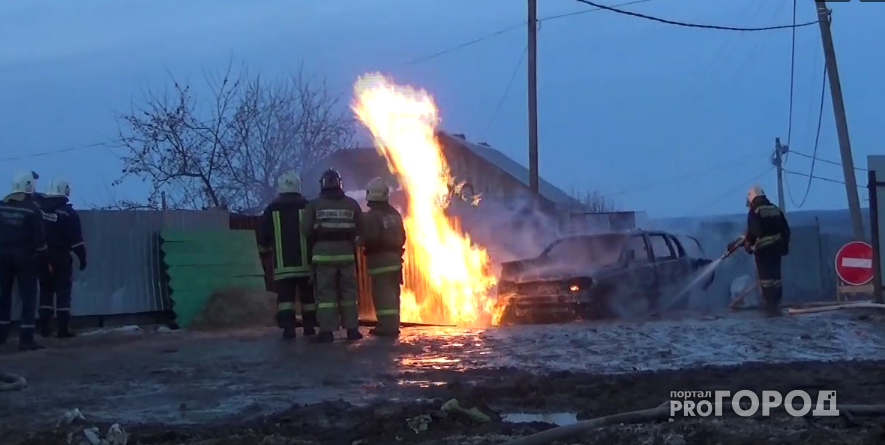 Сыктывкарцы: «Во дворе дома сгорел буран известного политика»
