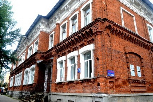 Мэрия Сыктывкара объявила аукцион на здание бывшего роддома