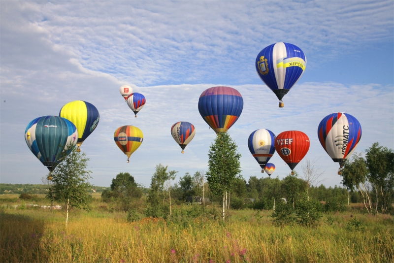 В День Республики над Коми пролетят десятки гигантских воздушных шаров