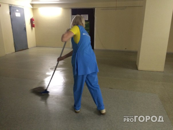 В Сыктывкаре медсестер, заменяющих больным детям маму, переводят в уборщицы