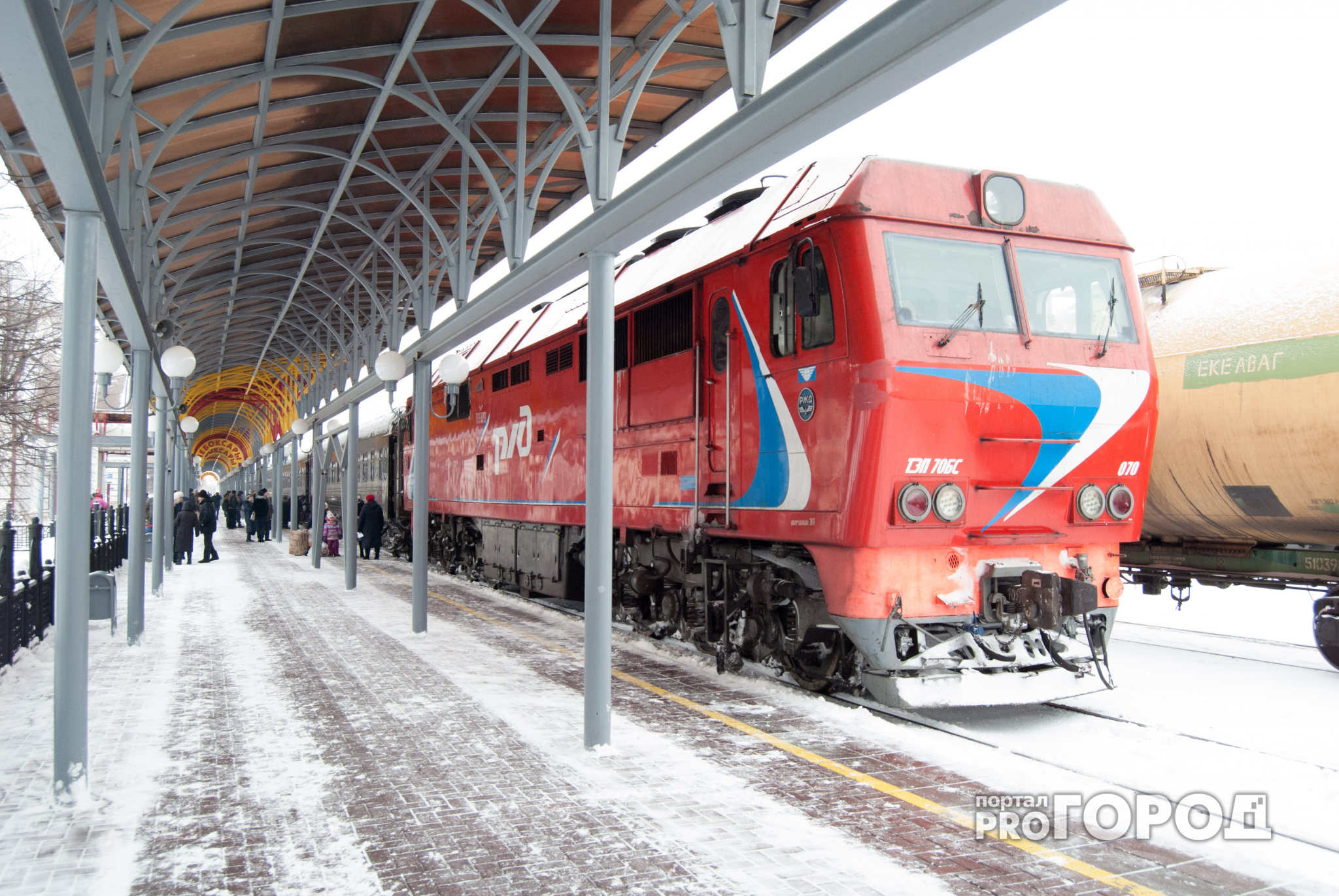 Школьница родила в поезде Москва-Лабытнанги и выбросила младенца на рельсы