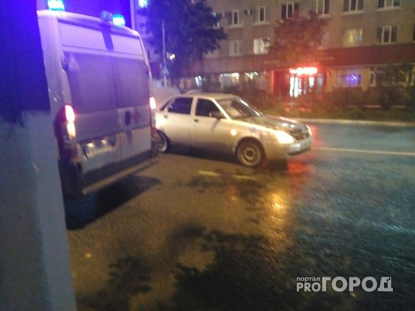 В Сыктывкаре «Приора» сбила женщину на пешеходном переходе (фото)