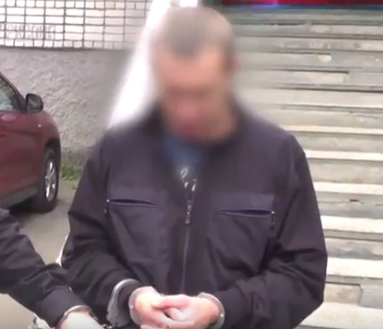 Сыктывкарец, который пырнул таксистку отверткой, рассказал о подробностях нападения (видео)