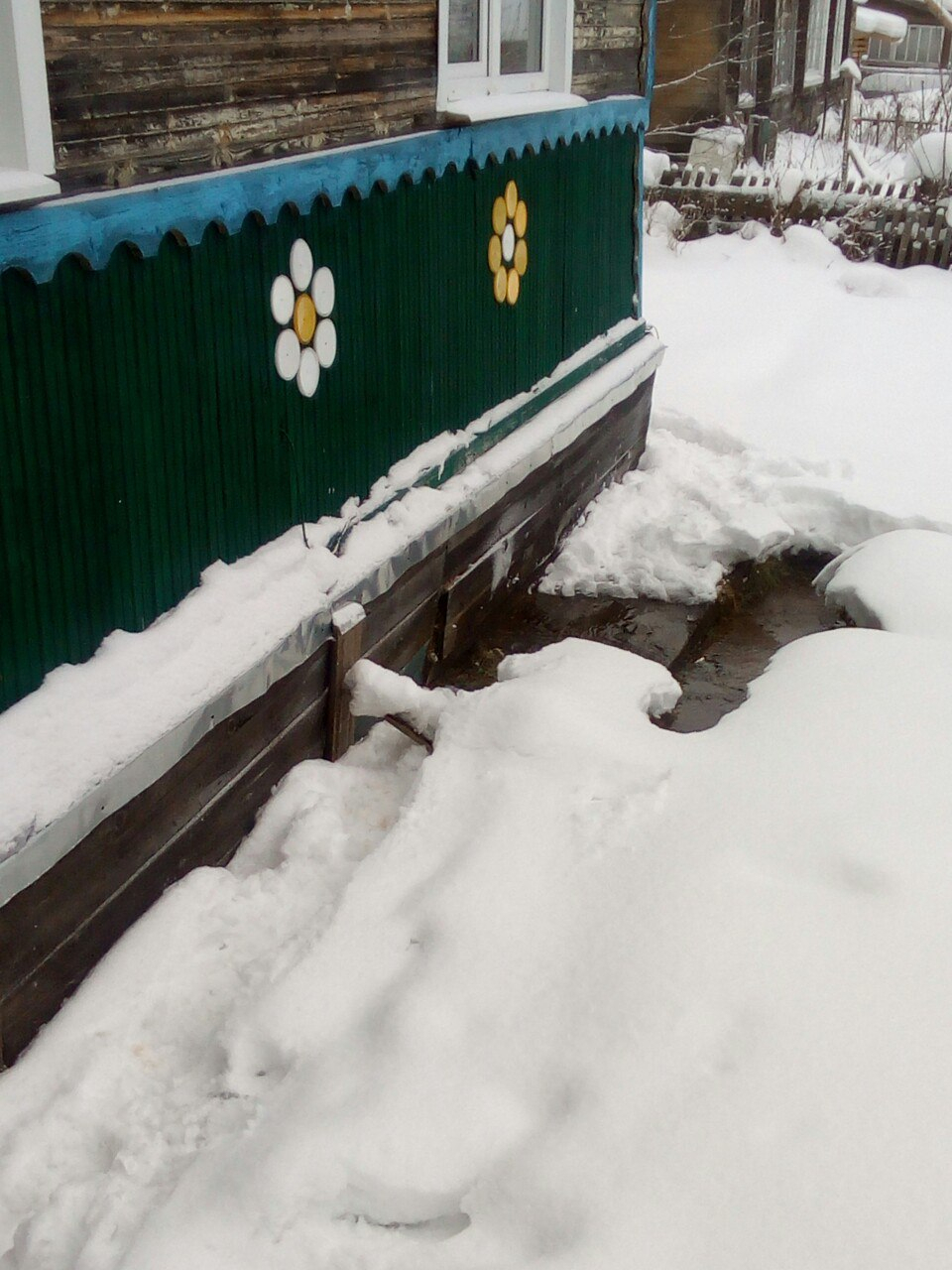 В Сыктывкаре затопило детский сад из-за аварии в соседнем жилом доме