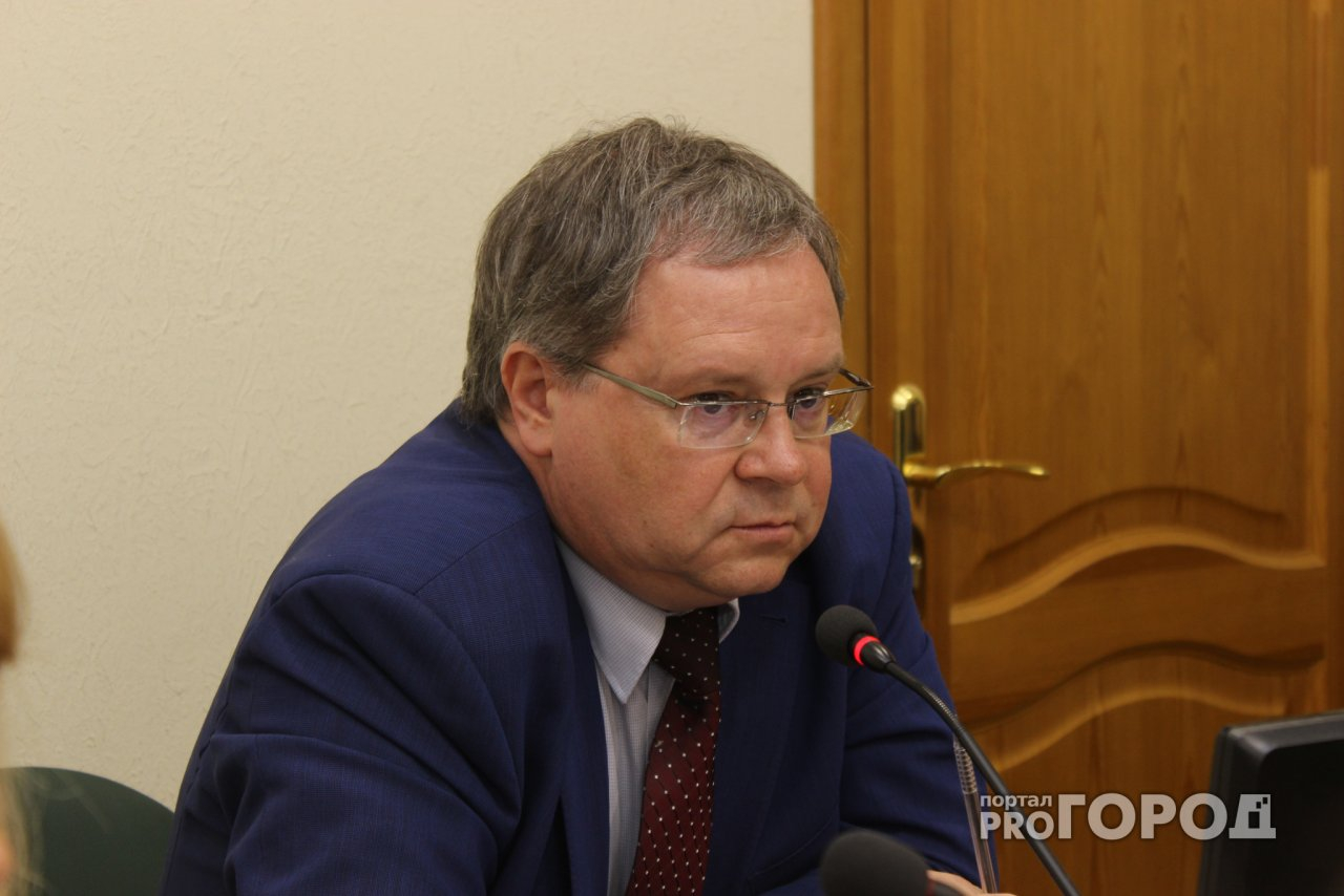 Мэр Сыктывкара Валерий Козлов принес извинения за забытые призы в конкурсе проекта набережной