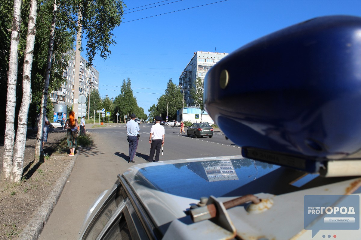 Фоторепортаж о том, как в Сыктывкаре инспекторы ГИБДД ловили водителей с детьми
