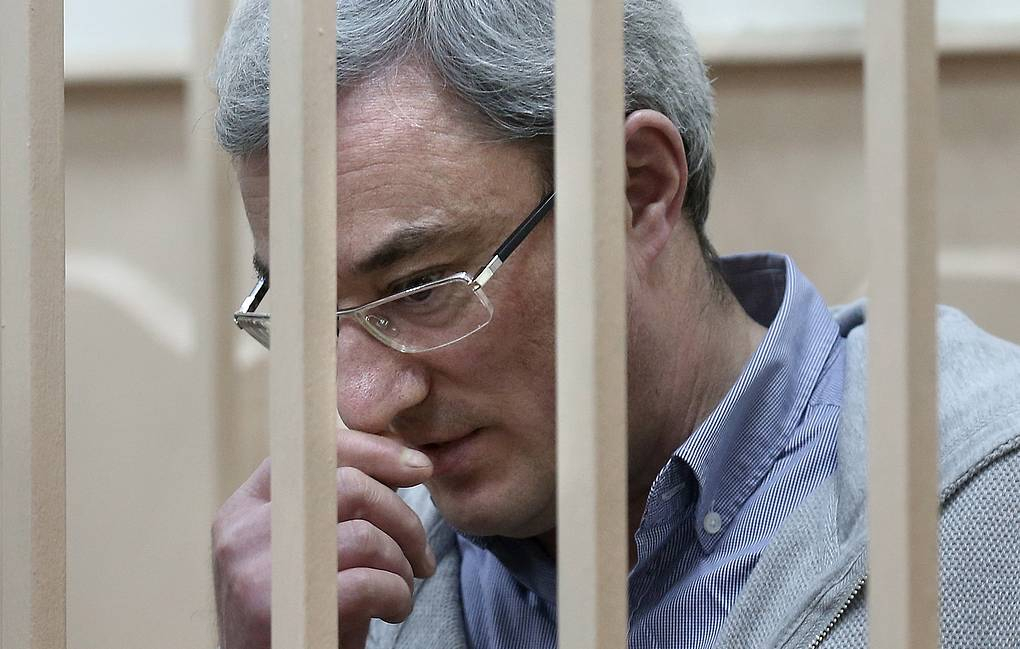 Вячеслав Гайзер намерен бороться до конца: в суде оглашают приговор экс-главе Коми