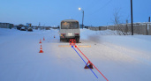 В Воркуте снегоход влетел в автобус с пассажирами