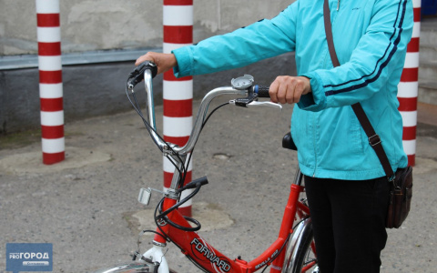 Сыктывкарка две недели искала велосипед, который забрала полиция