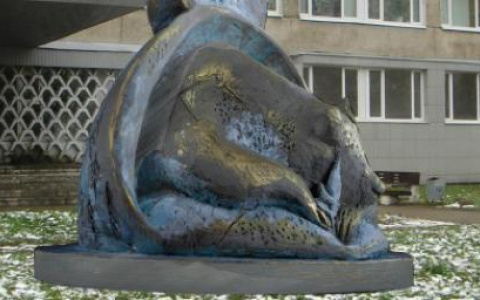 Сыктывкарцы о скульптуре медведя в центре города: «Ставят всякую ерунду»