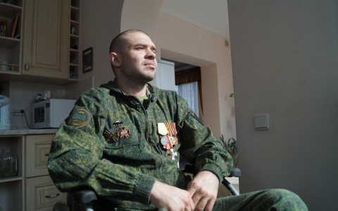 «Врачи ставили на мне крест, но я не сдаюсь»: ветеран войны с Донбасса лечится в Сыктывкаре, чтобы встать на ноги (видео)