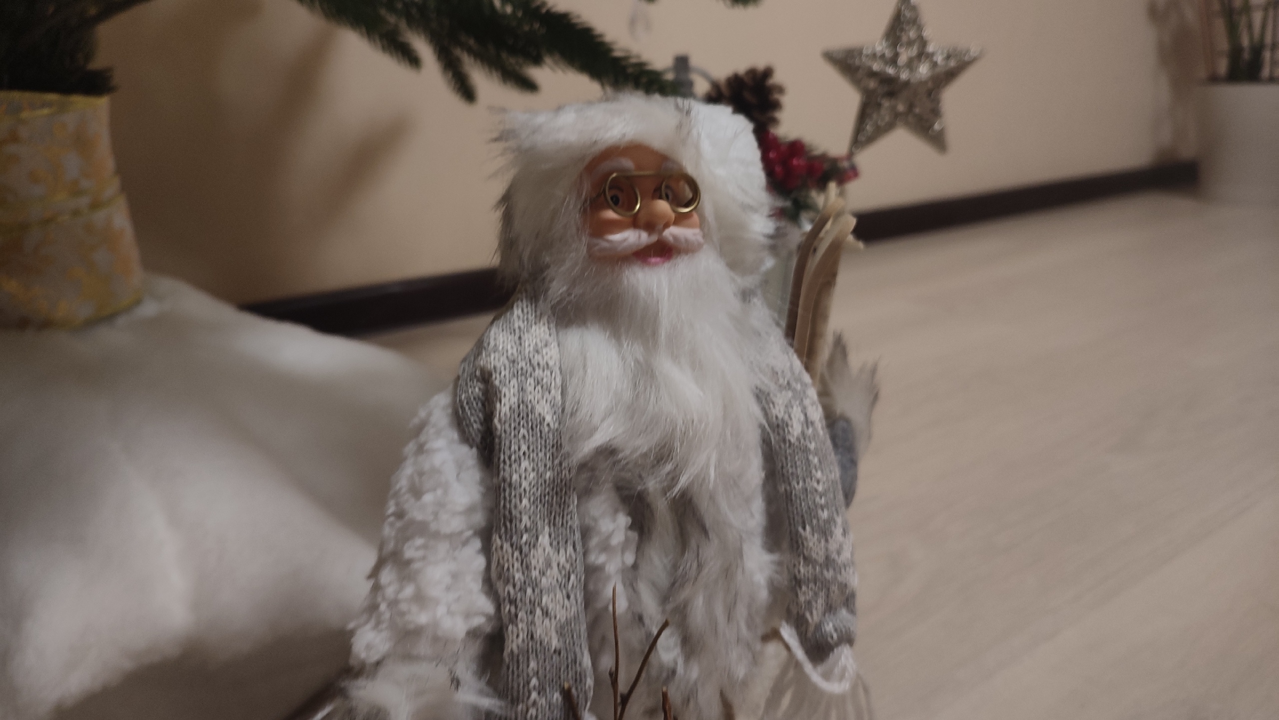 Эжвинская детская библиотека зовет на новогодний праздник