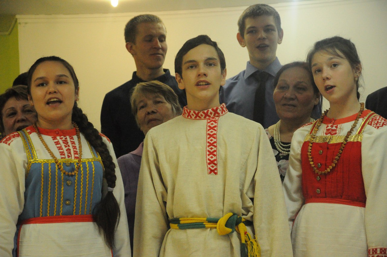 Праздничный концерт, посвященный 8 марта: «И песня ты, и сказка ты...»