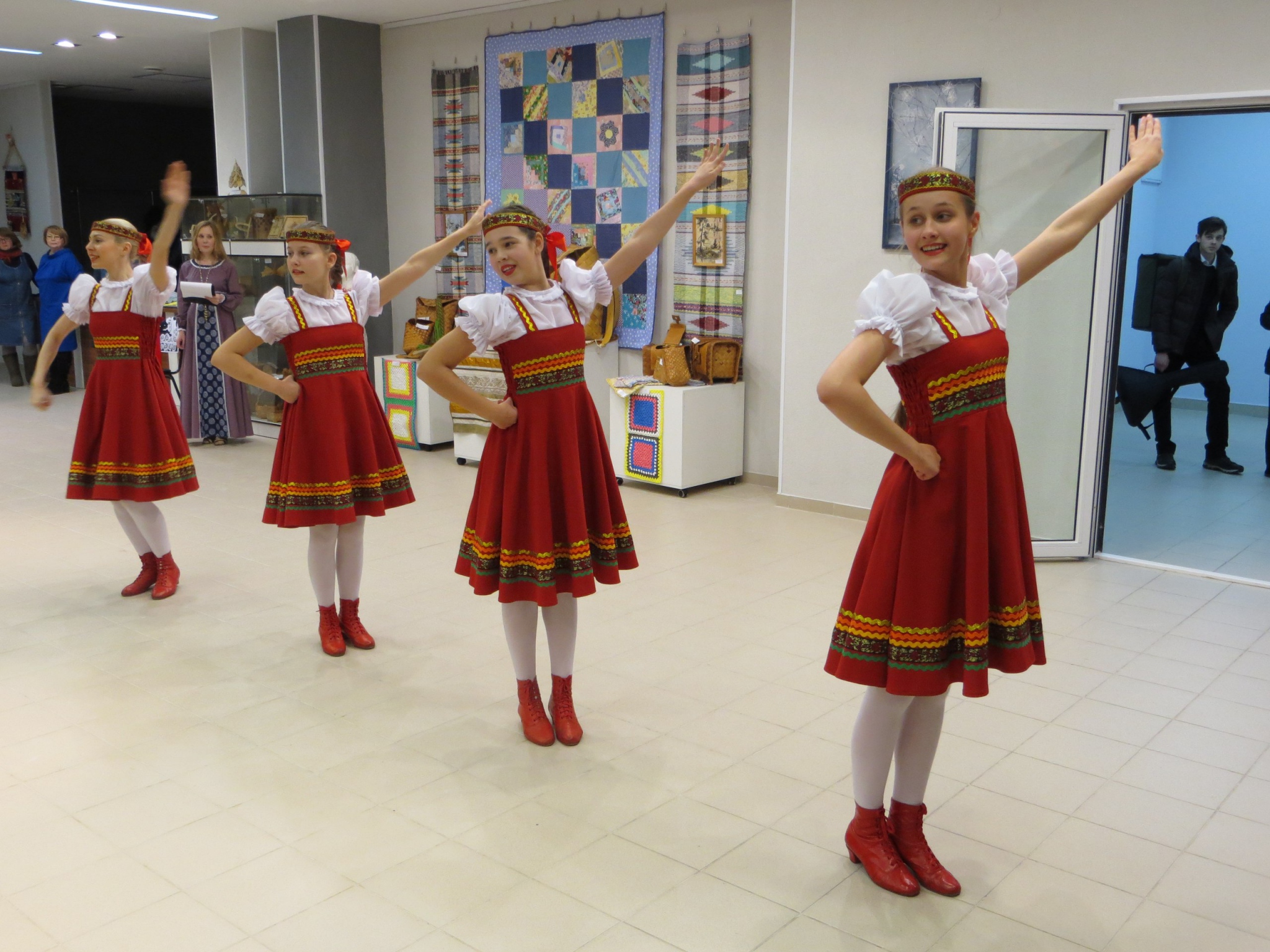 Поэтический вечер «Крылья весны»