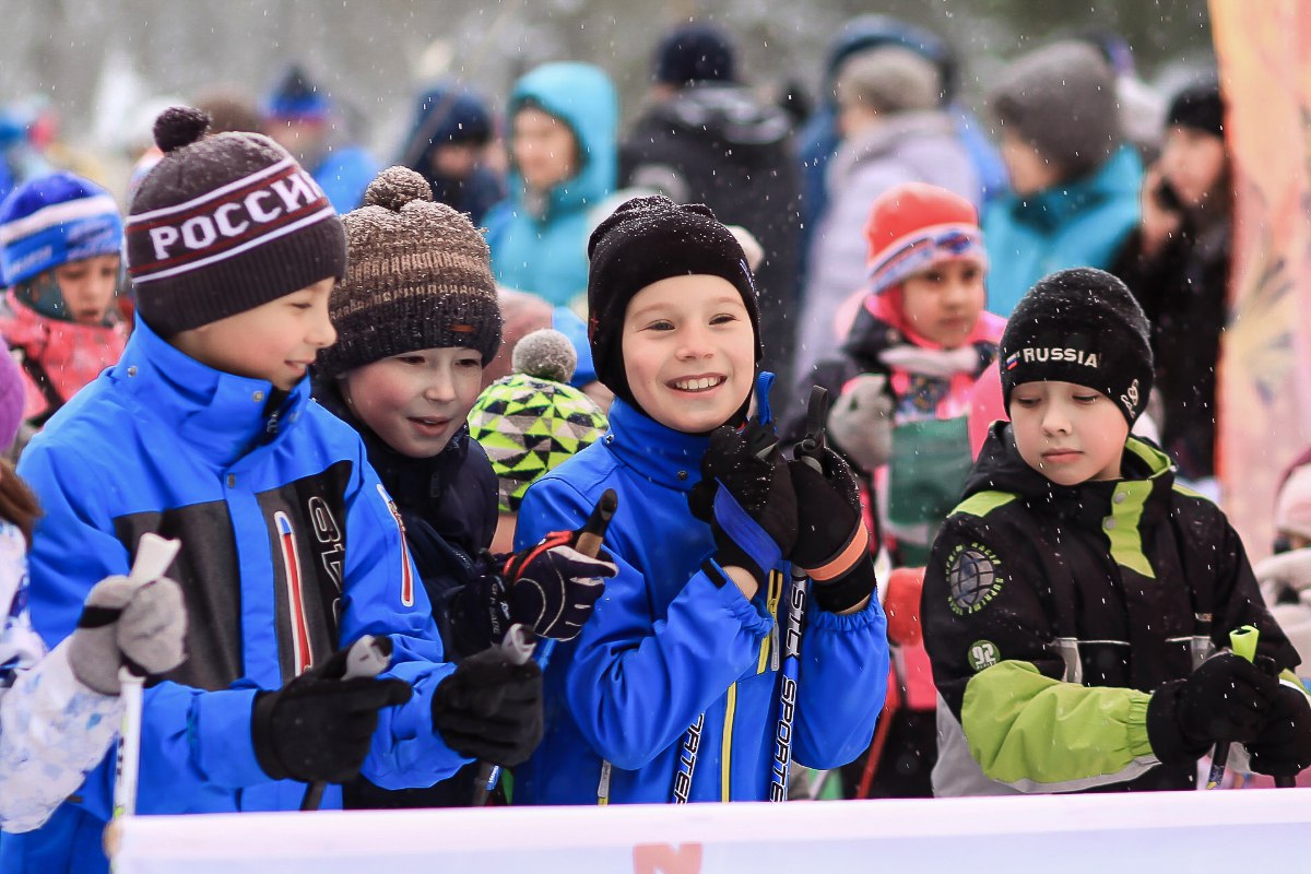 Второй этап семейной спартакиады «Папа, мама, я - здоровая семья» - «Лыжный праздник» 