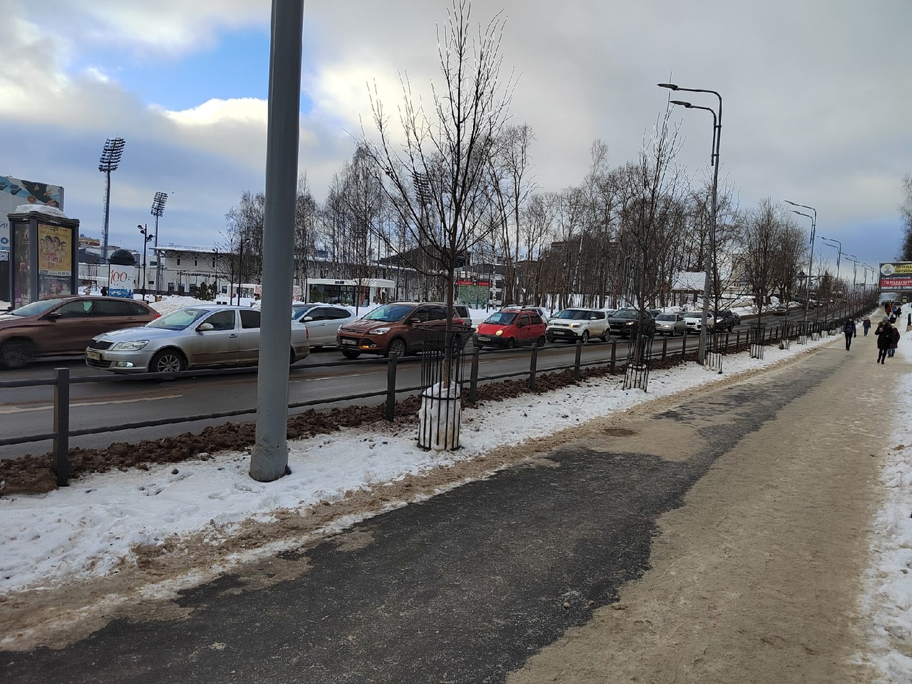 В мэрии сообщили, откуда в Сыктывкаре появились пробки на Октябрьском  проспекте | 03.03.2022 | Сыктывкар - БезФормата