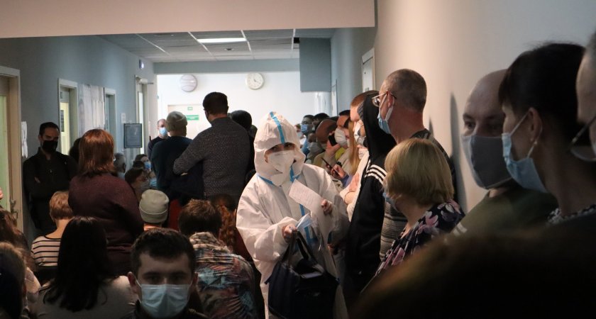 В России антиваксеры посетили "красную зону" и "стебались" над пациентами