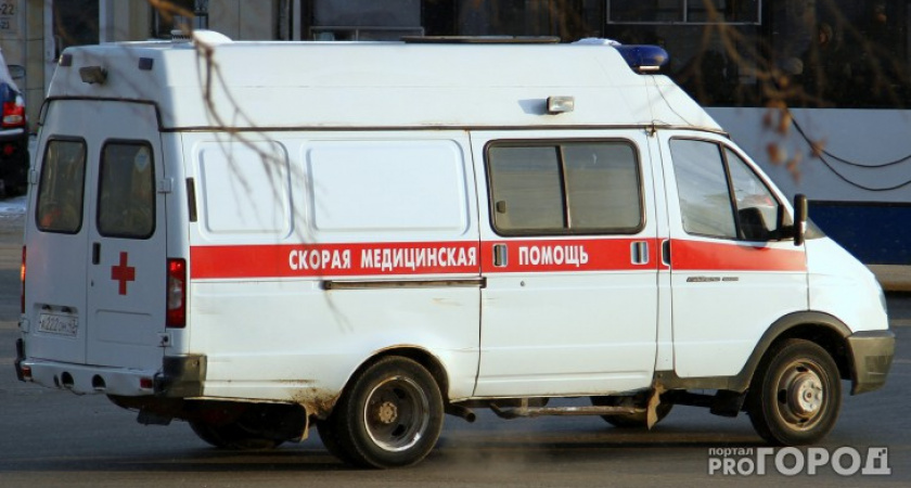 В Коми произошло смертельное ДТП: один человек погиб, шестеро пострадали