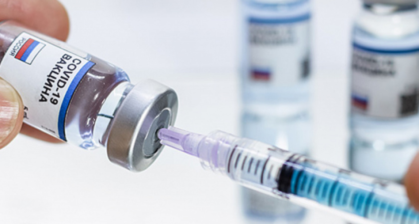 Медики рассказали, чем отличается детская прививка от коронавируса