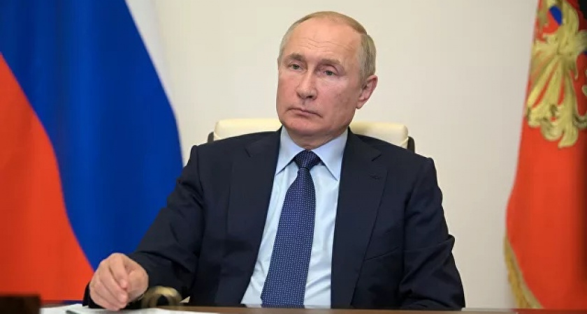 Путин поручил разработать дополнительные меры поддержки россиян