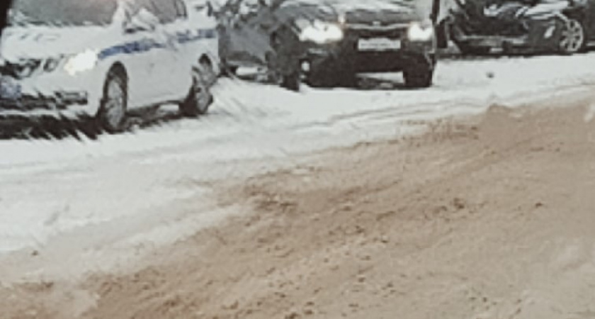 В Сыктывкаре произошло тройное ДТП с пассажирским автобусом