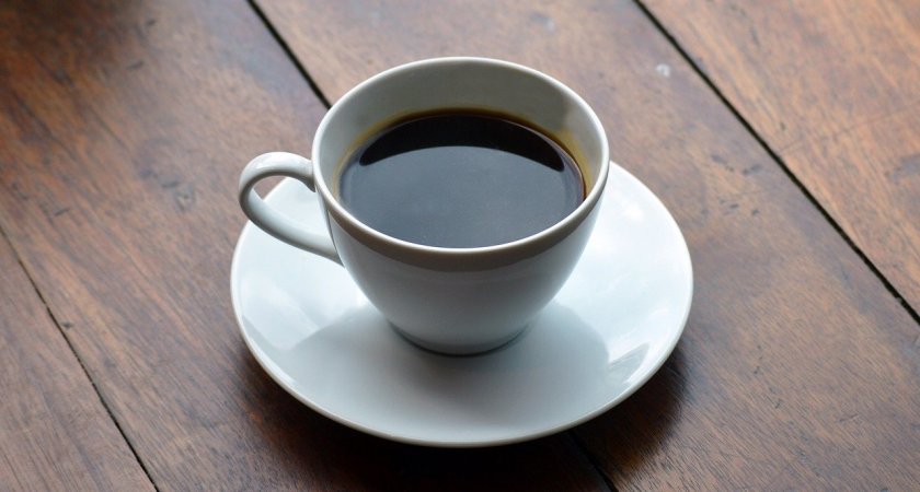 Эксперт рассказала, стоит ли пить кофе с утра и полезен ли он
