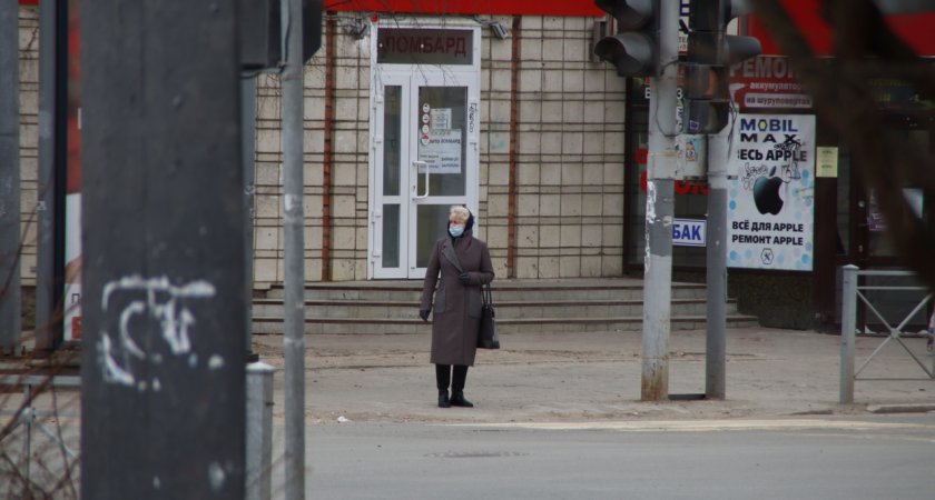 Врач Мясников проанализировал, когда в России начнется волна "омикрона"