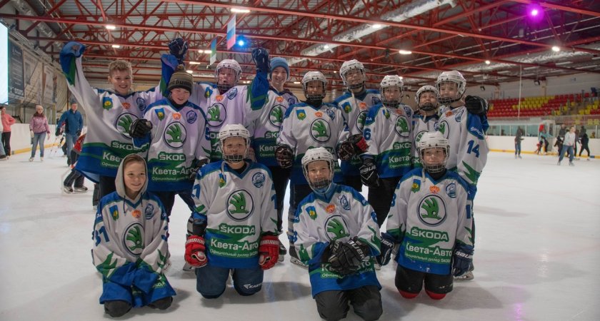 ДЦ «Квета-Авто» поддерживает сыктывкарских хоккеистов