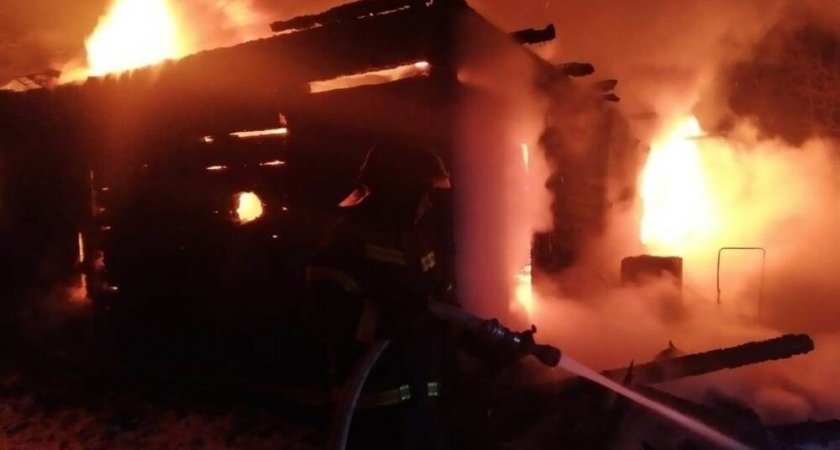 На страшном пожаре в Коми погибли четыре человека