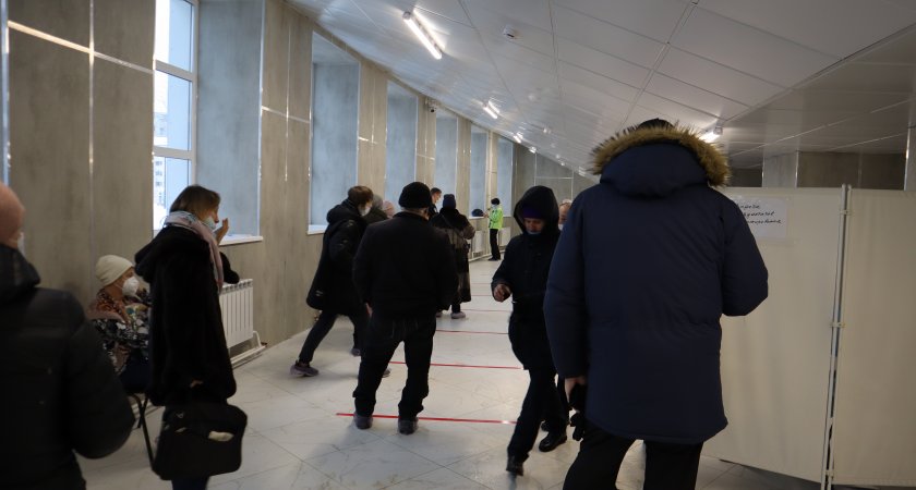 Репортаж: что творится на пункте экспресс-тестирования на ковид в Сыктывкаре