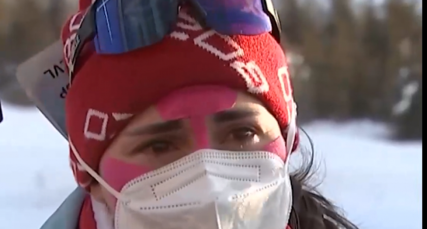 Лыжница из Коми расплакалась после поражения в первой гонке на Олимпиаде