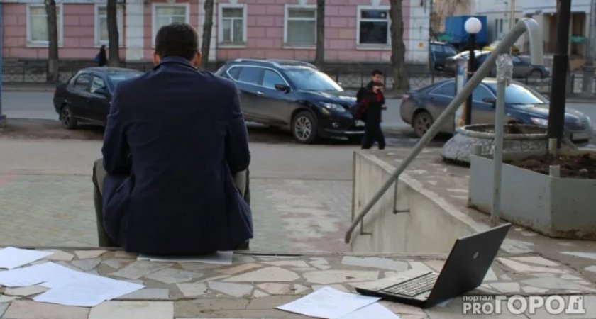 Программисты и врачи: кем россияне хотят видеть своих детей в будущем