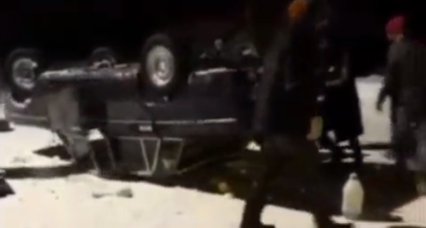 «Надрифтились»: сыктывкарцы во время трюков перевернули машину