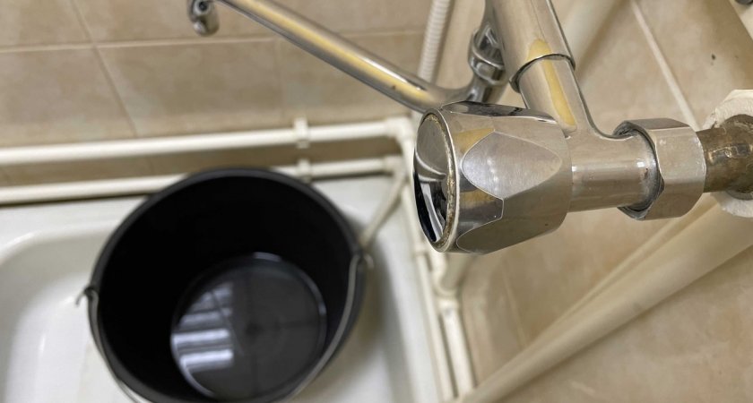 Два детсада и несколько домов Сыктывкар на день останутся без холодной воды