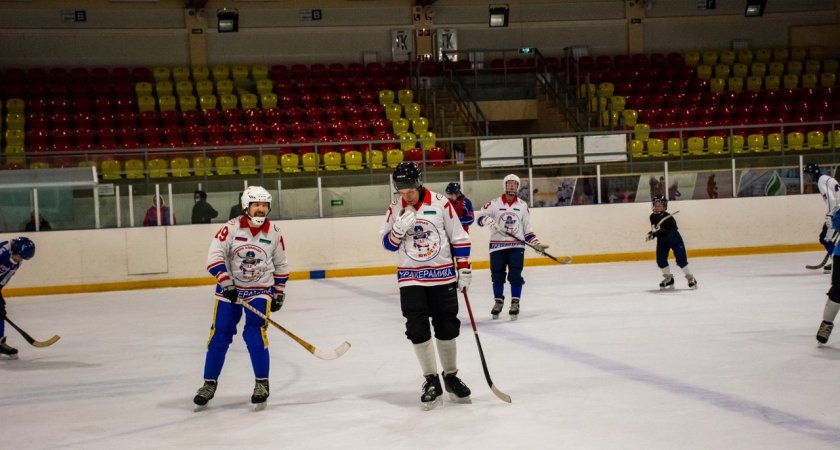 В Сыктывкаре пройдет матч по дворовому хоккею