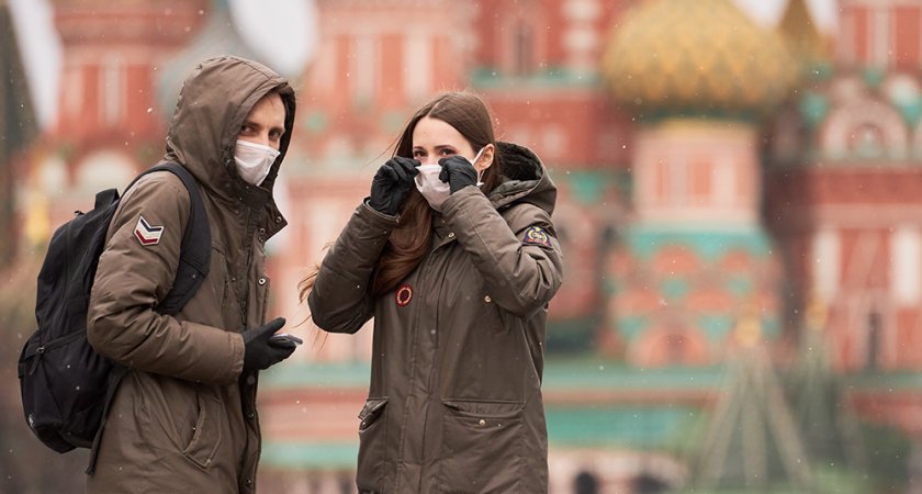 В Москве полностью отменили масочный режим