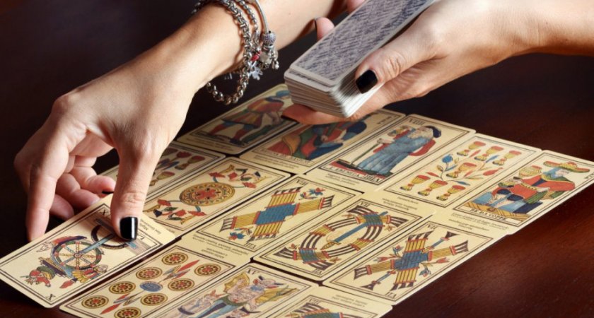 Раки увидят свет надежды, а у Рыб состоится важный разговор: гороскоп на 15 марта