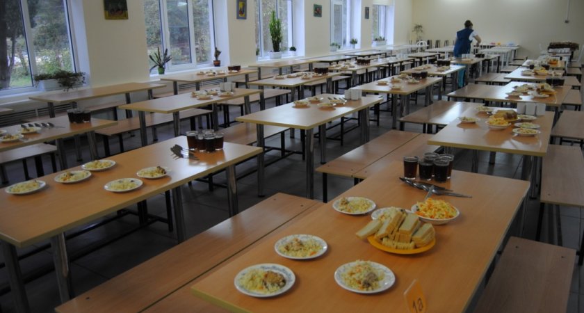 В Коми обеды для школьников из малоимущих семей станут дороже