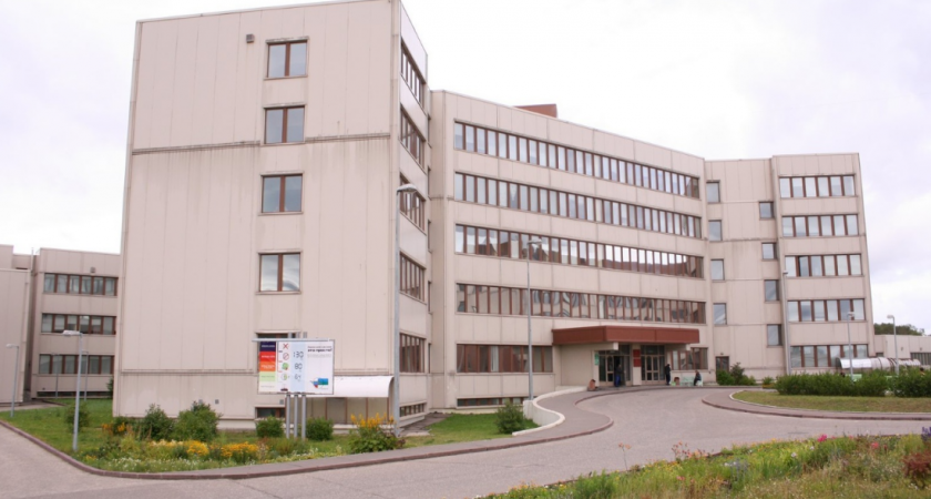 Минздрав Коми прокомментировал слухи о том, что врачей кардиоцентра выгоняют в отпуск