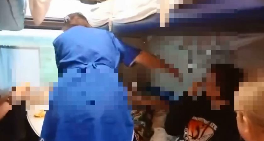 Следователи Коми проверят случай с проводницей, которая побила детей в поезде