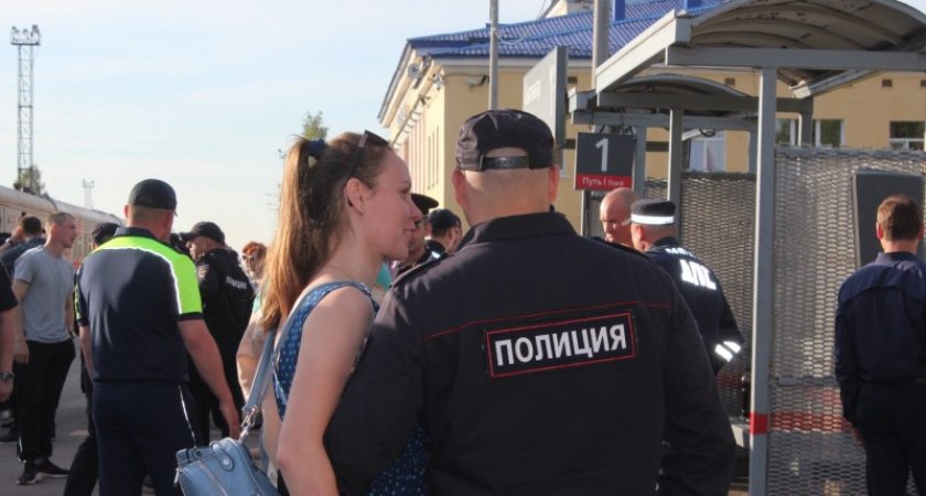 Полицейских из Коми проводили в полугодовую командировку в Чечню
