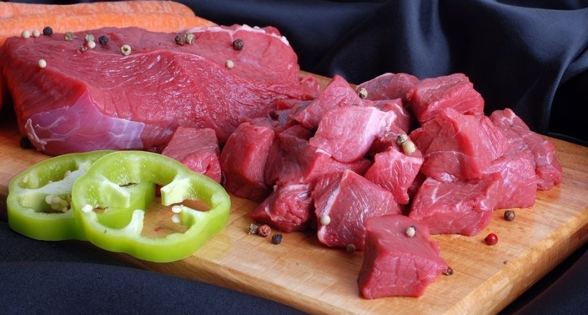 Диетолог назвала главные плюсы и минусы употребления мяса