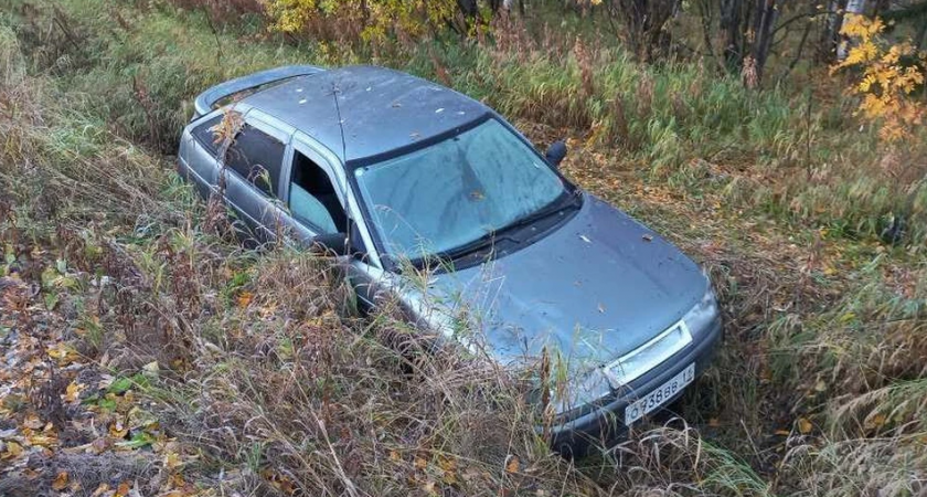 Житель Коми устроил аварию и бросил машину с пострадавшим