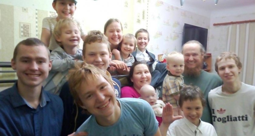 В семье священника из Ухты появился 13-ый ребенок