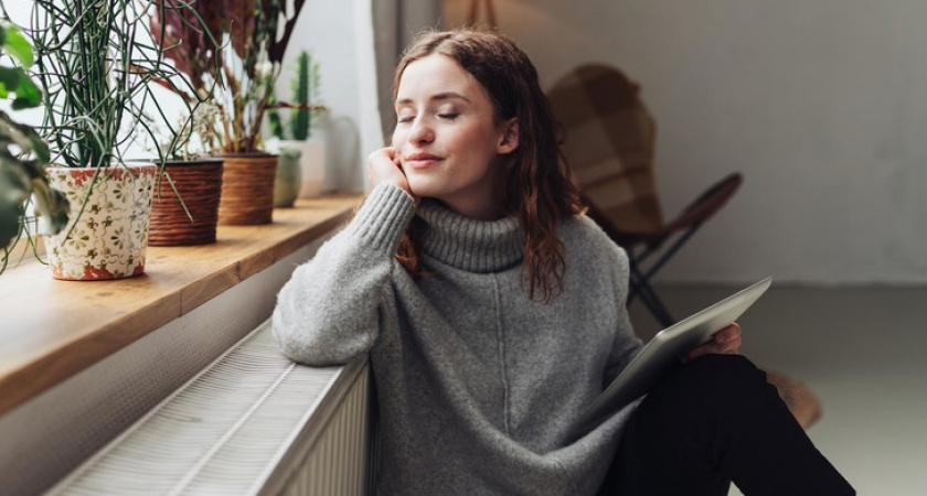 Овнам придется сдерживать свои эмоции, а Девы заведут новые романтические отношения