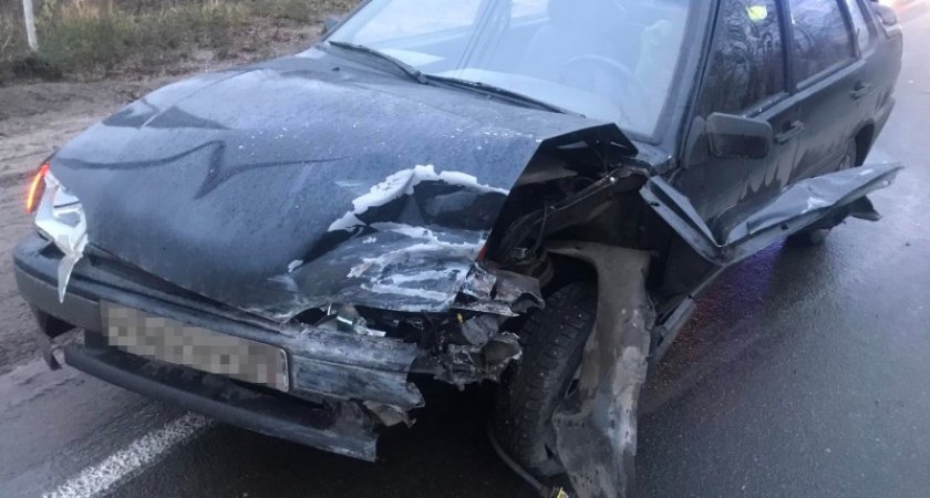 В Сыктывкаре водитель Toyota спровоцировал столкновение двух автомобилей