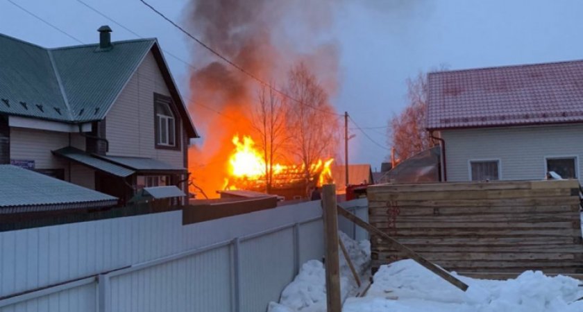 Жители Коми устроили за сутки три пожара