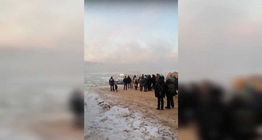 "Дети замерзали": в заречных поселках Сыктывкара люди стояли на морозе 2,5 часа