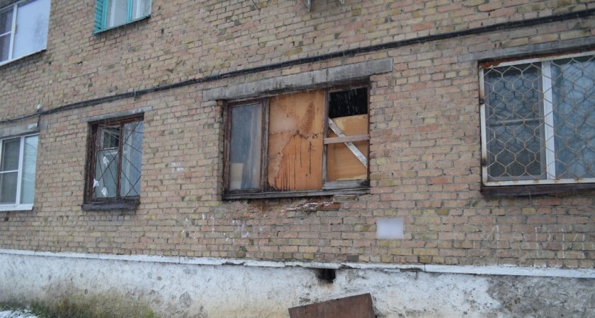 В Минстрое ответили, когда расселят аварийное общежитие в центре Сыктывкара