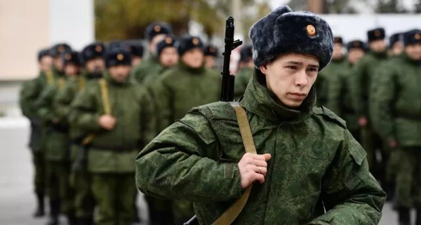 Закон принят: в декабре под мобилизацию попадут россияне 127 профессий